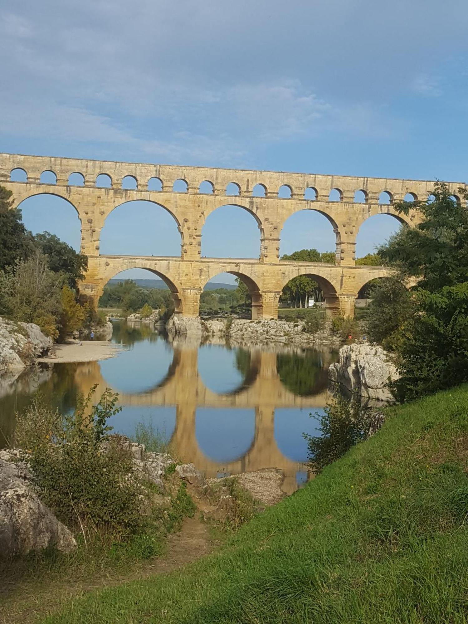 Studio Pont Du Gard Sernhac Exteriör bild